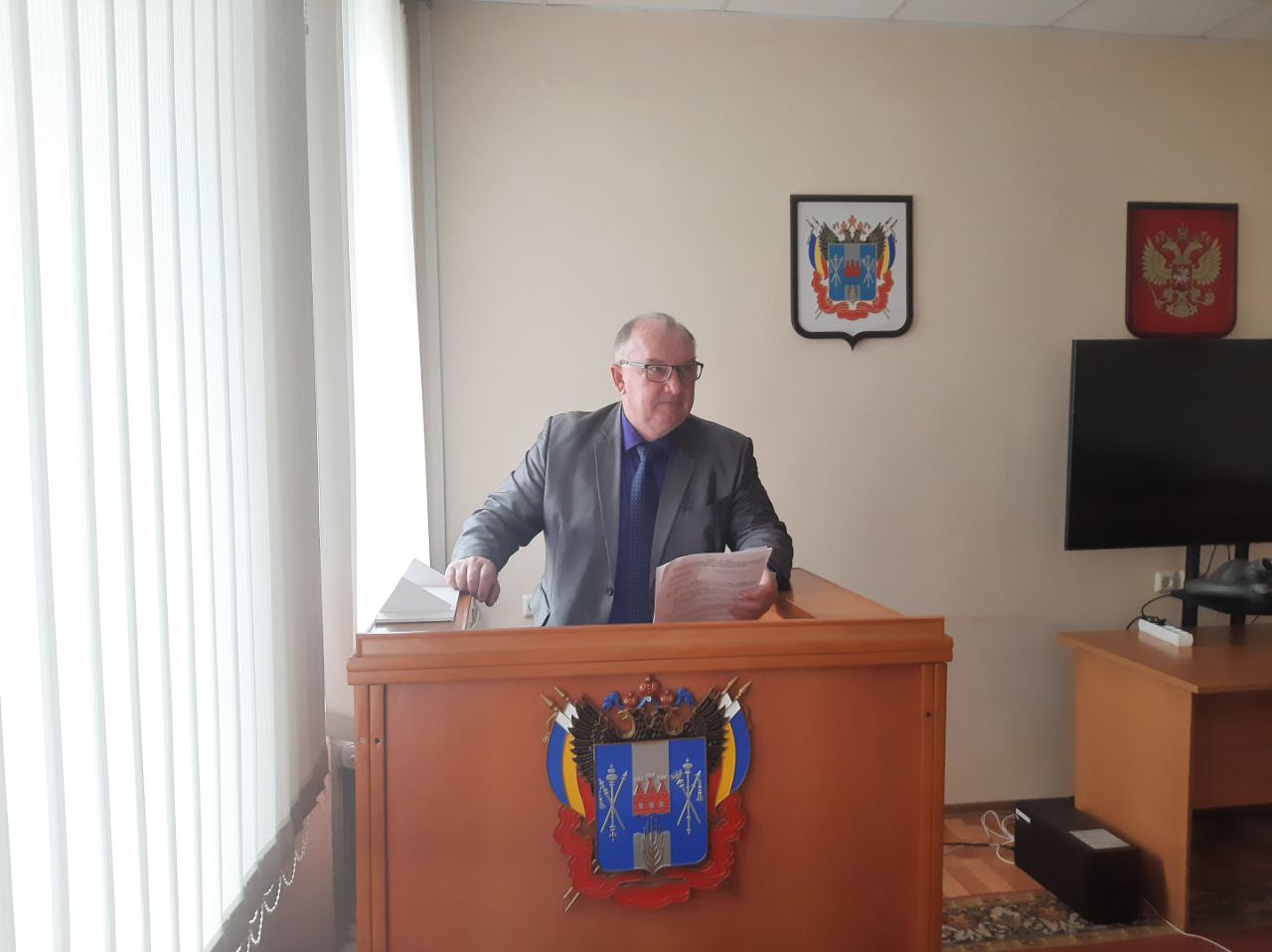 Выступление Б.И. Черуха на Собрании депутатов Веселовского района